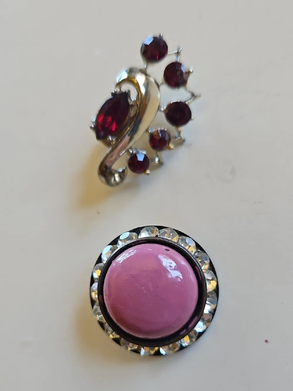 Assortment Of Vintage And Newer Earrings All Need Someting For Parts Or Singly - Picture 7 of 10